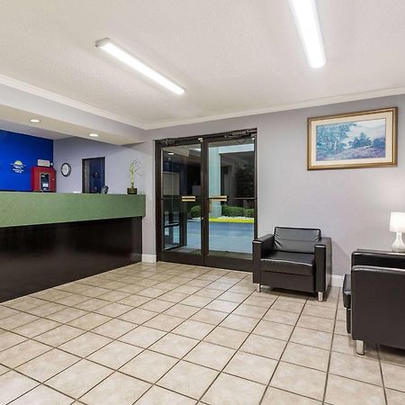 Days Inn By Wyndham Lugoff Exteriör bild